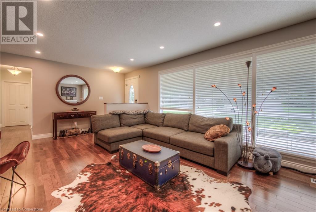15 Hawthorne Road, Cambridge, Ontario  N1S 3J8 - Photo 6 - 40716962