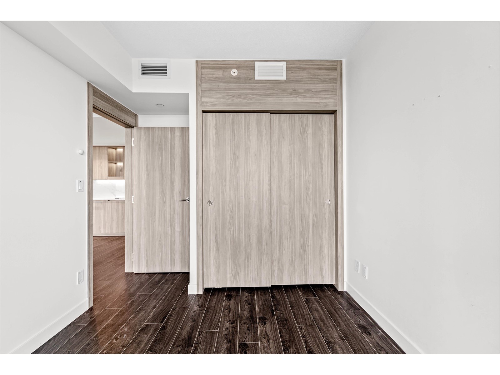 3707 9887 Whalley Boulevard, Surrey, British Columbia  V3T 0P4 - Photo 22 - R2990031