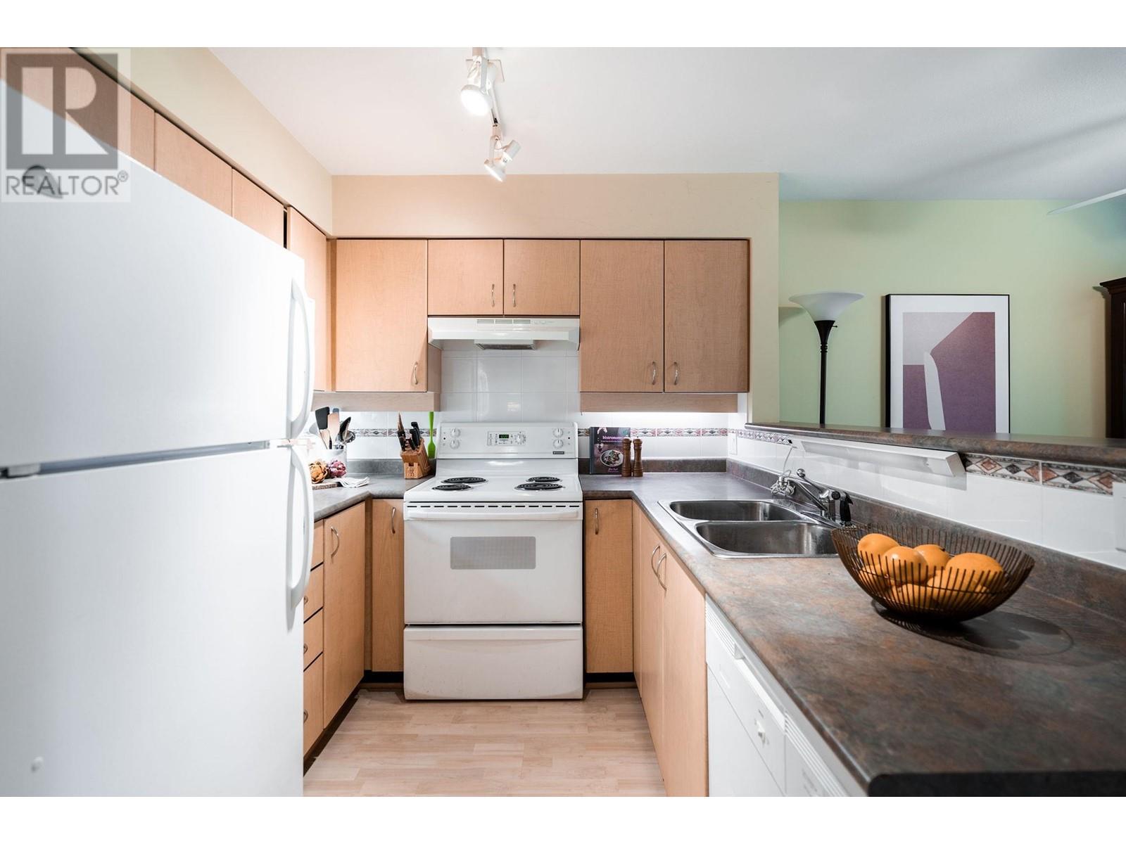 311 522 Smith Avenue, Coquitlam, British Columbia  V3J 7X7 - Photo 9 - R2990066
