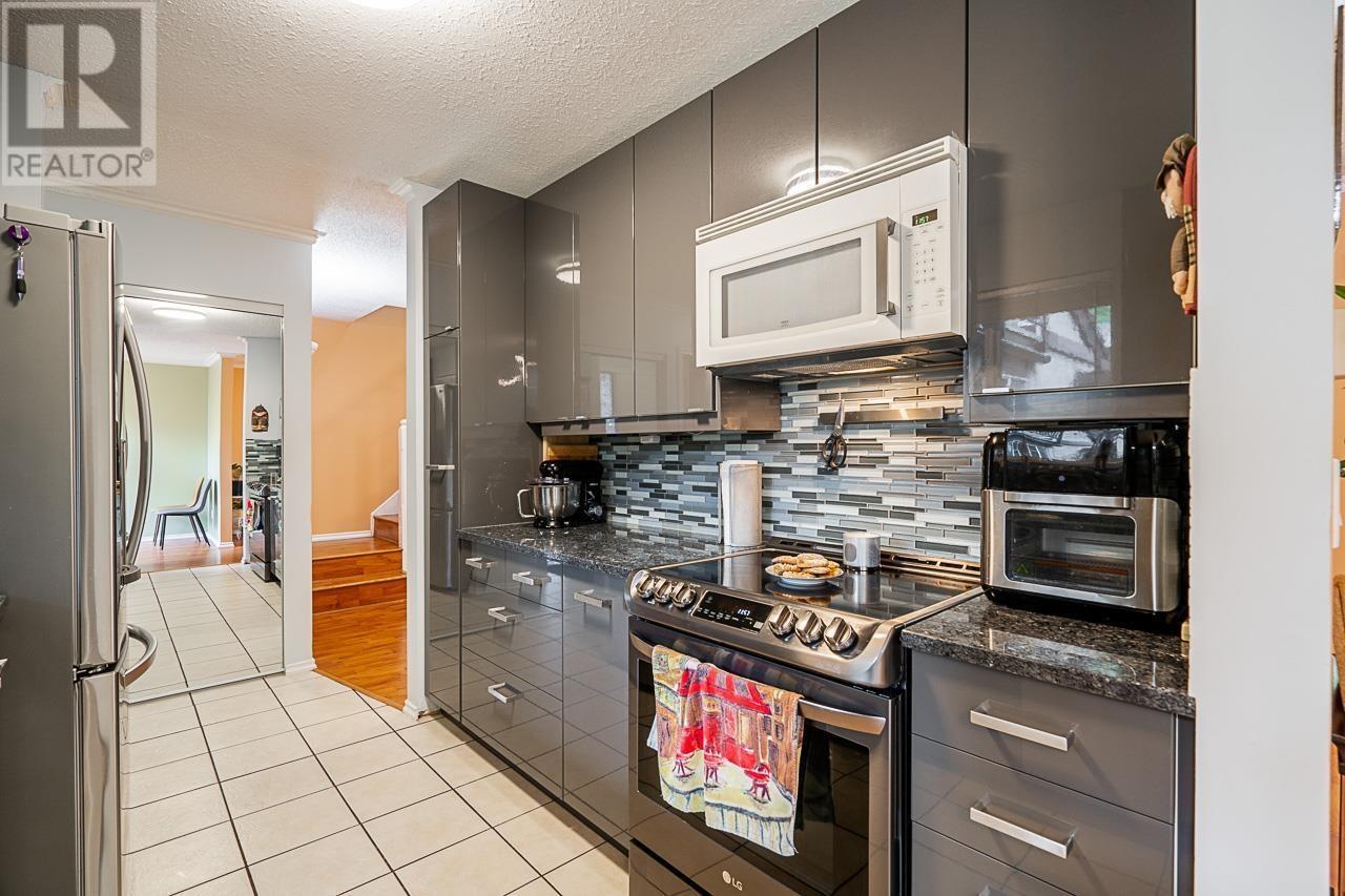Property at 102D 3655 SHAUGHNESSY STREET image 4