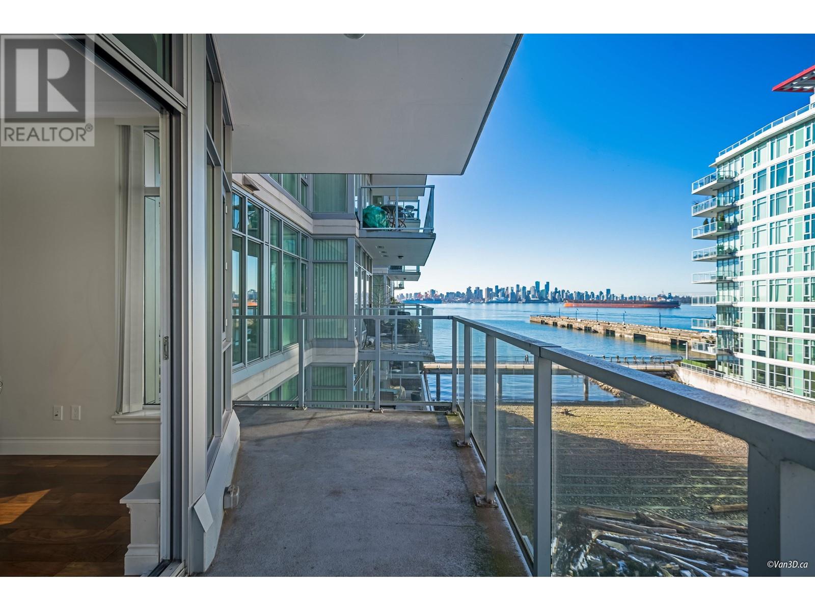 305 185 Victory Ship Way, North Vancouver, British Columbia  V7L 0G2 - Photo 2 - R2990087