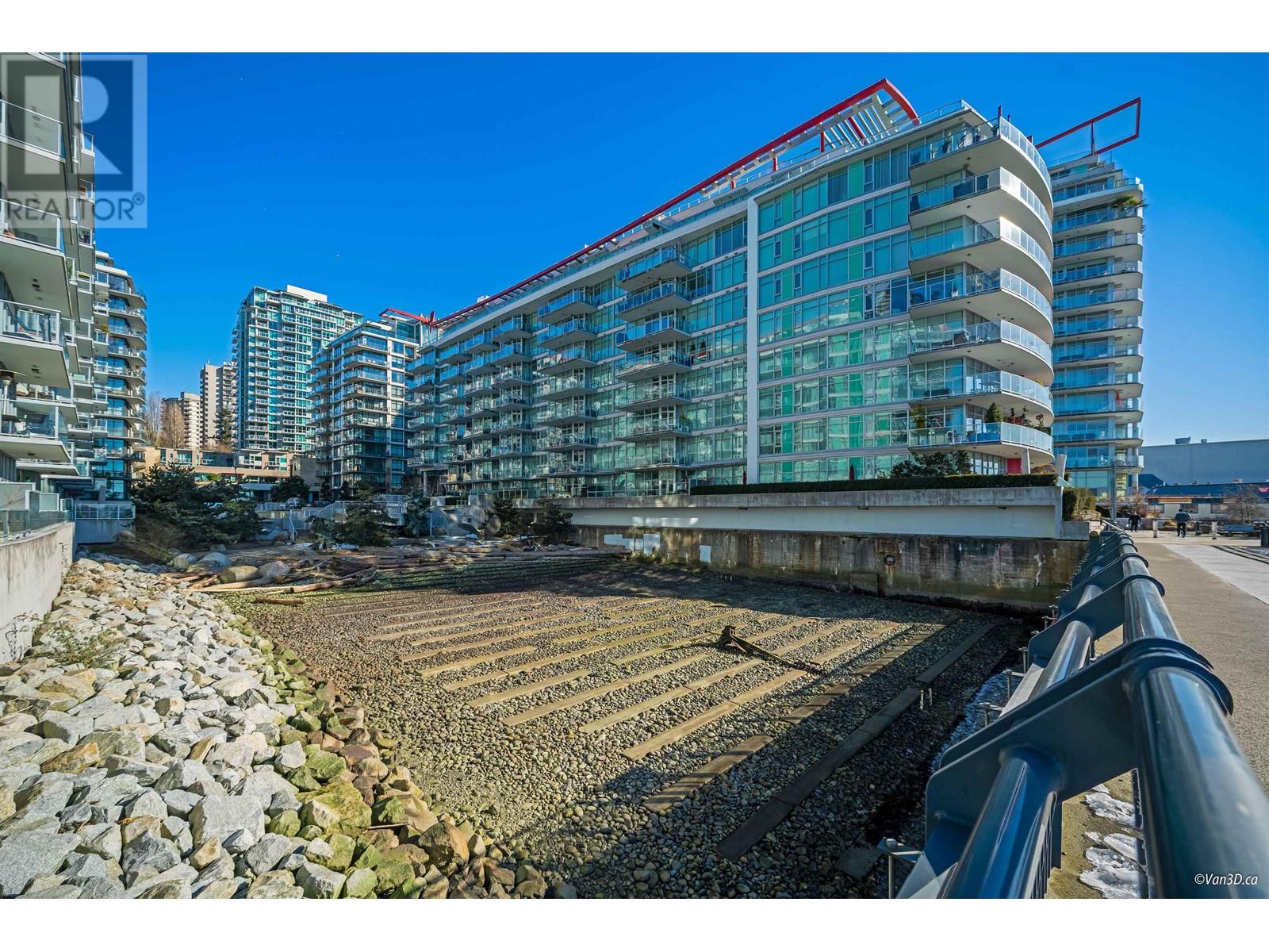 305 185 Victory Ship Way, North Vancouver, British Columbia  V7L 0G2 - Photo 22 - R2990087