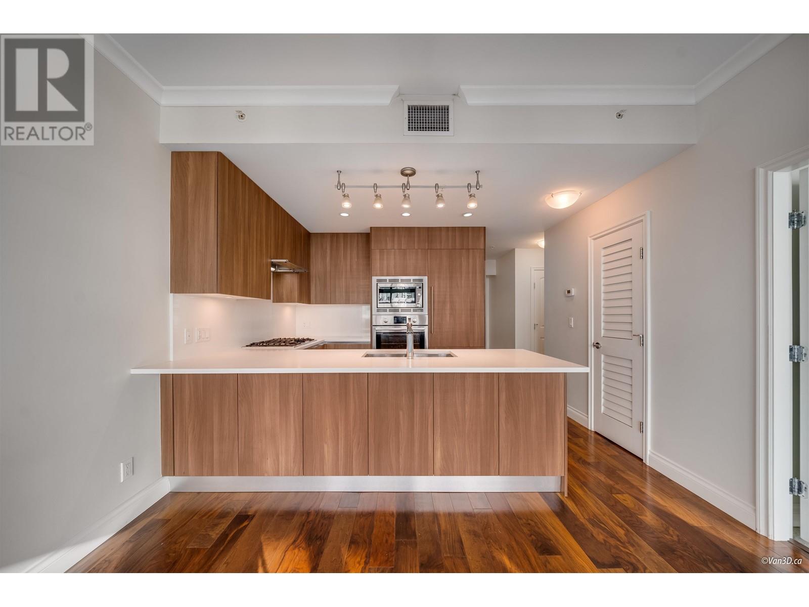 305 185 Victory Ship Way, North Vancouver, British Columbia  V7L 0G2 - Photo 9 - R2990087