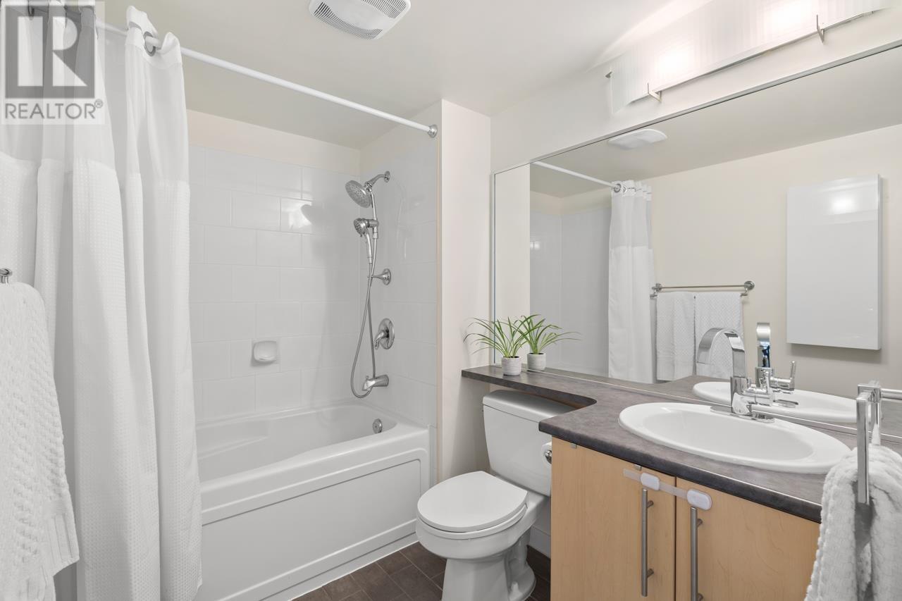 403 2768 Cranberry Drive, Vancouver, British Columbia  V6K 4V1 - Photo 16 - R2990095