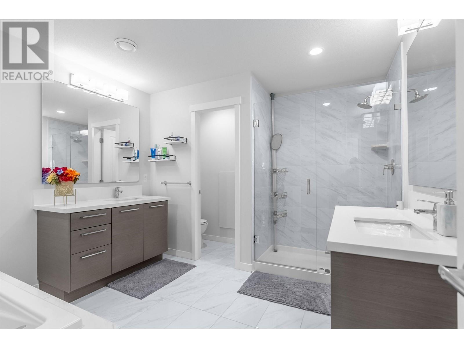 15 3400 Devonshire Avenue, Coquitlam, British Columbia  V3E 0L1 - Photo 15 - R2990096