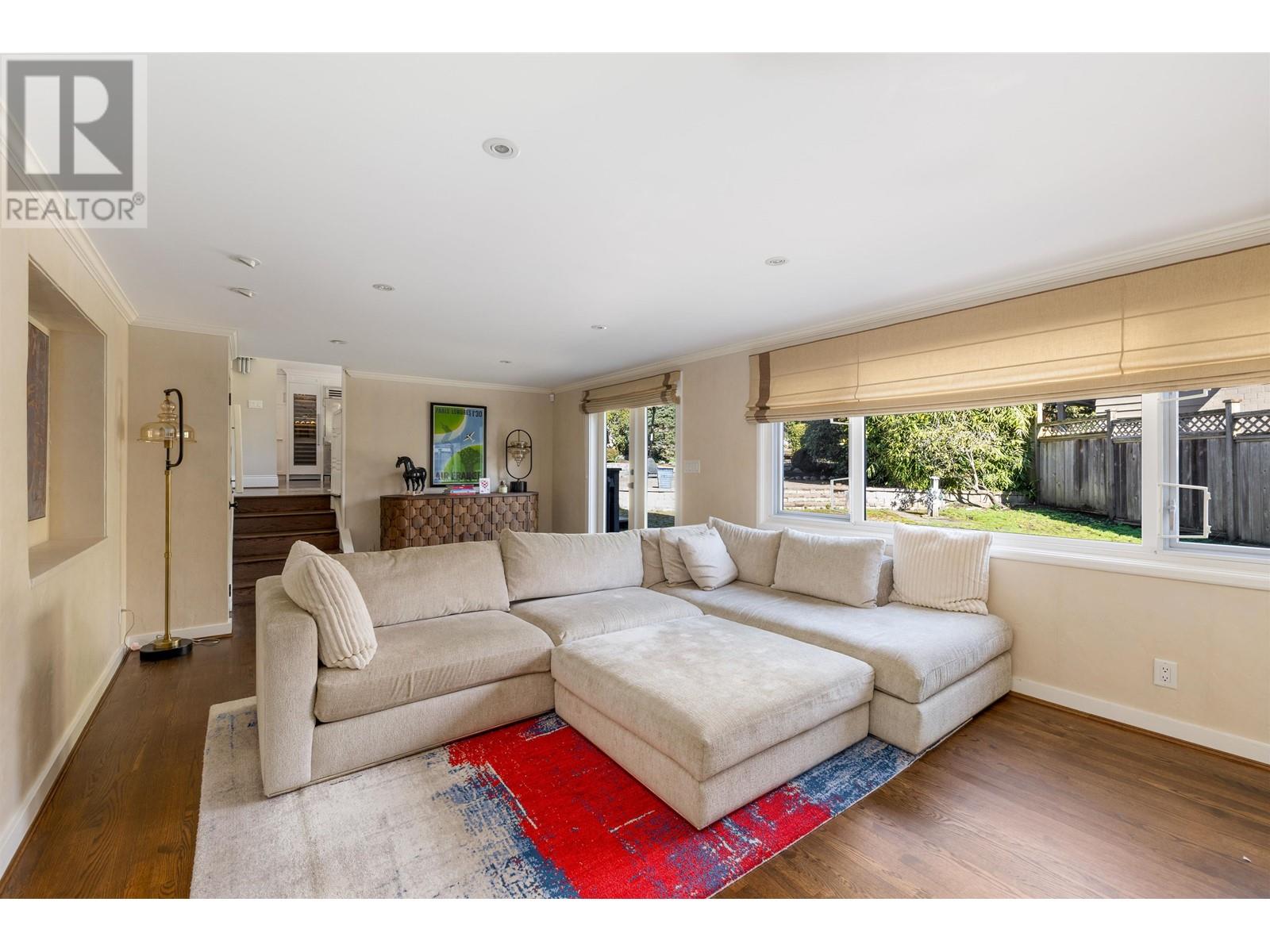 427 Newlands Road, West Vancouver, British Columbia  V7T 1W2 - Photo 10 - R2990130