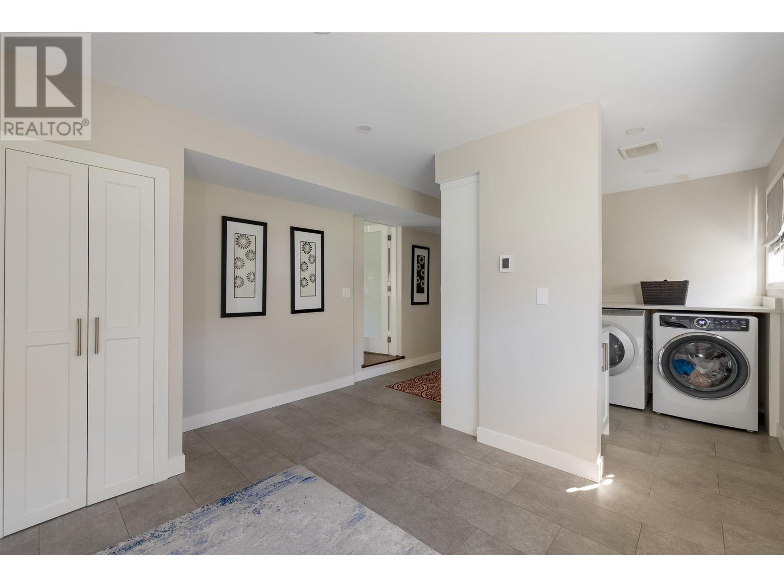 427 Newlands Road, West Vancouver, British Columbia  V7T 1W2 - Photo 13 - R2990130