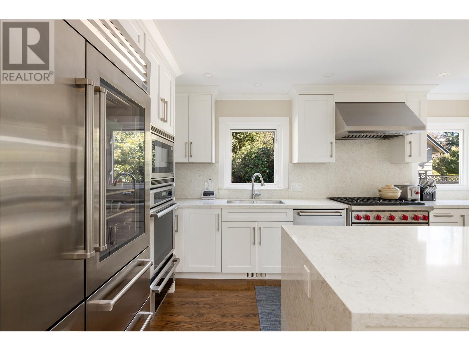 427 Newlands Road, West Vancouver, British Columbia  V7T 1W2 - Photo 24 - R2990130