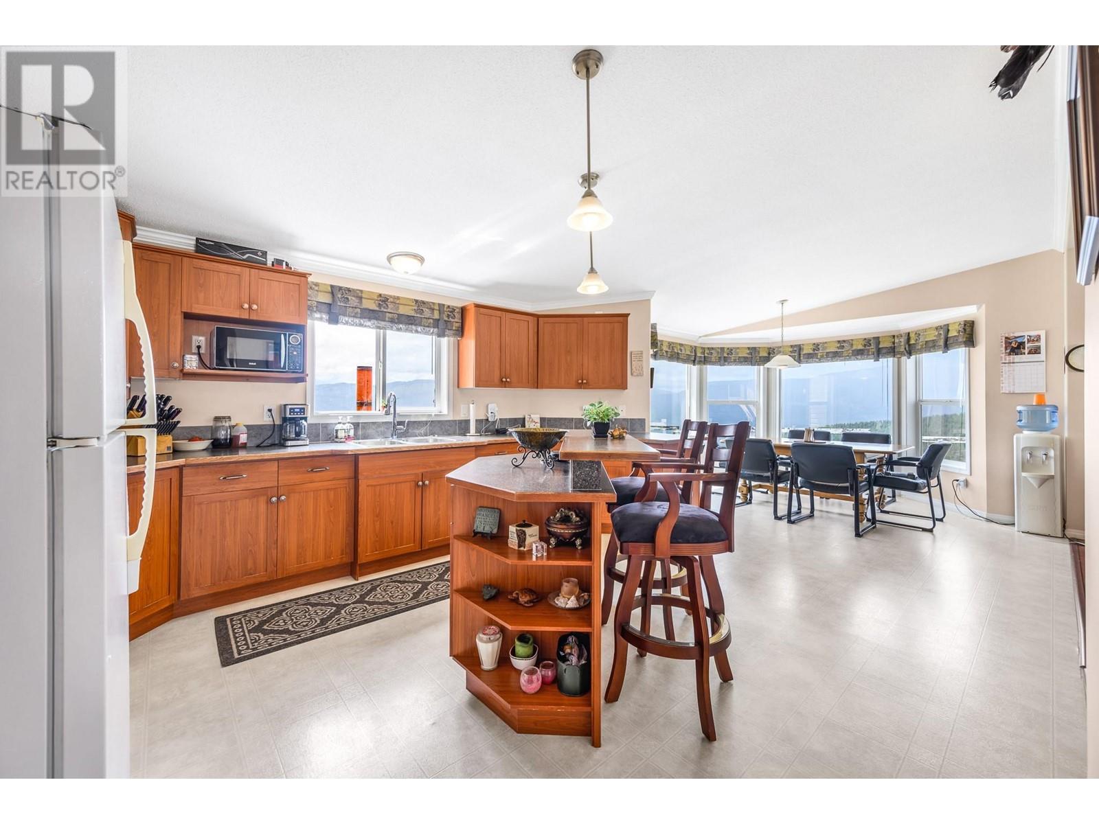 18125 Hereford Road, Lake Country, British Columbia  V4V 1B6 - Photo 12 - 10342879