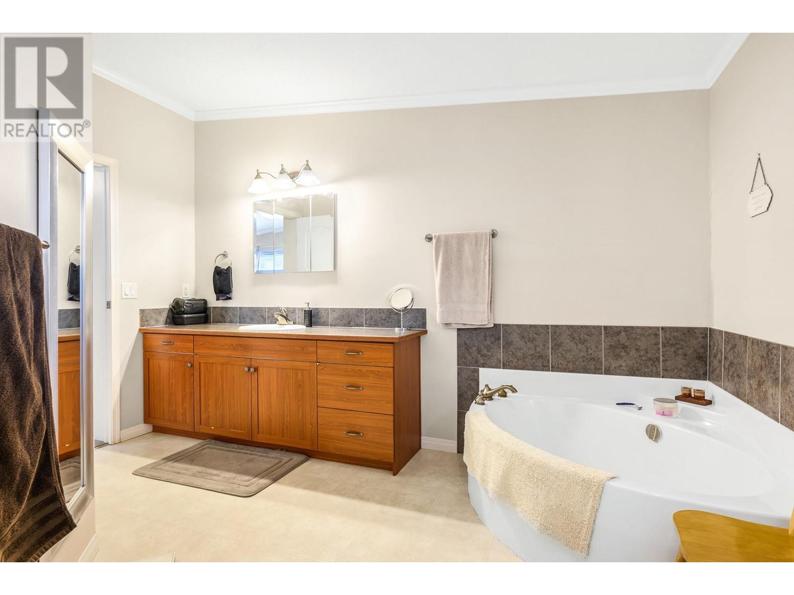 18125 Hereford Road, Lake Country, British Columbia  V4V 1B6 - Photo 23 - 10342879