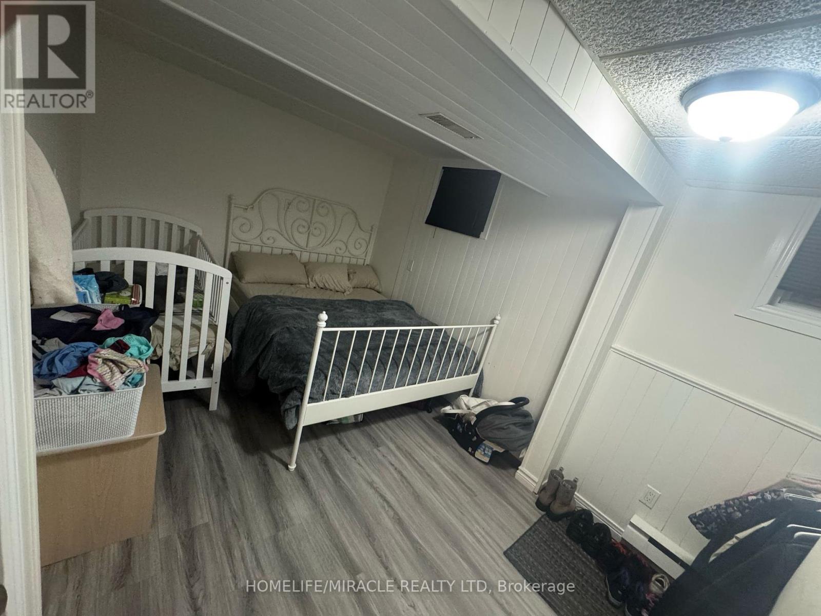 Property at 156 GLADSTONE AVENUE image 5