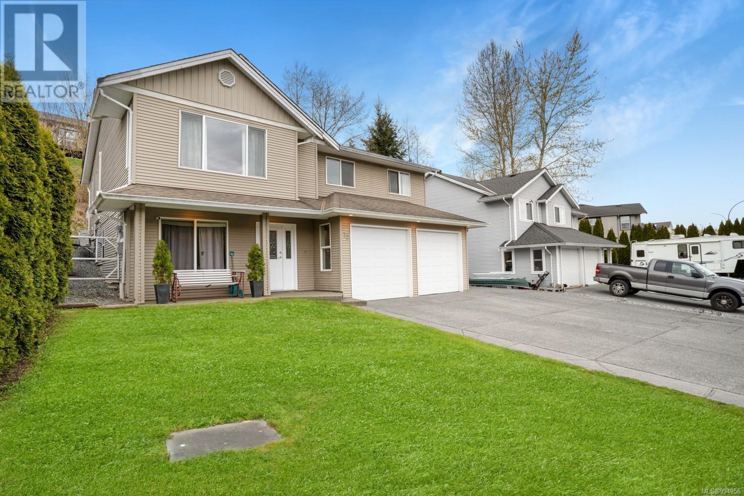 Property at 72 Ranchview Dr image 2