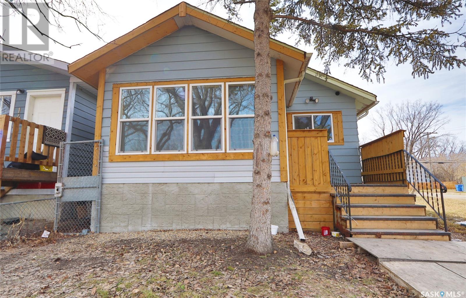 Property at 1404 Retallack STREET image 1