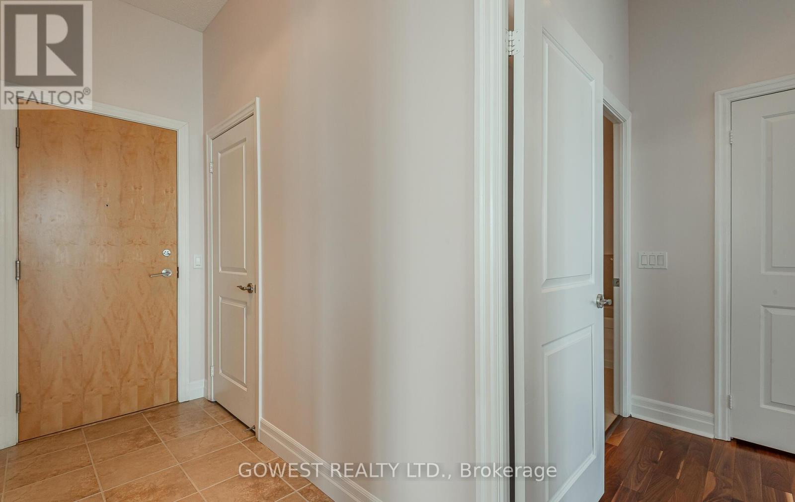 Property at 414 - 58 MARINE PARADE DRIVE image 4