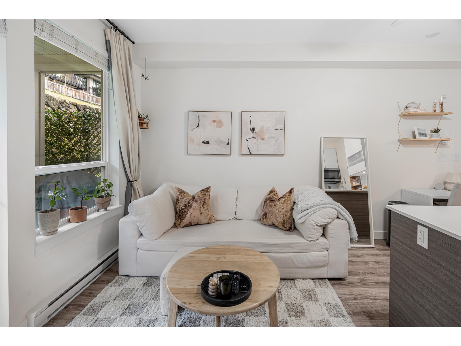 Property at 107 16396 64 AVENUE image 4