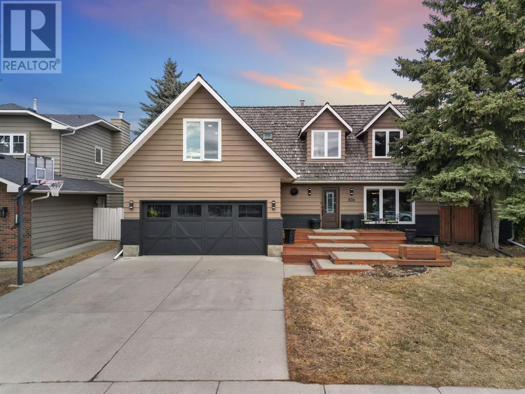 Property at 836 Suncastle Road SE image 1