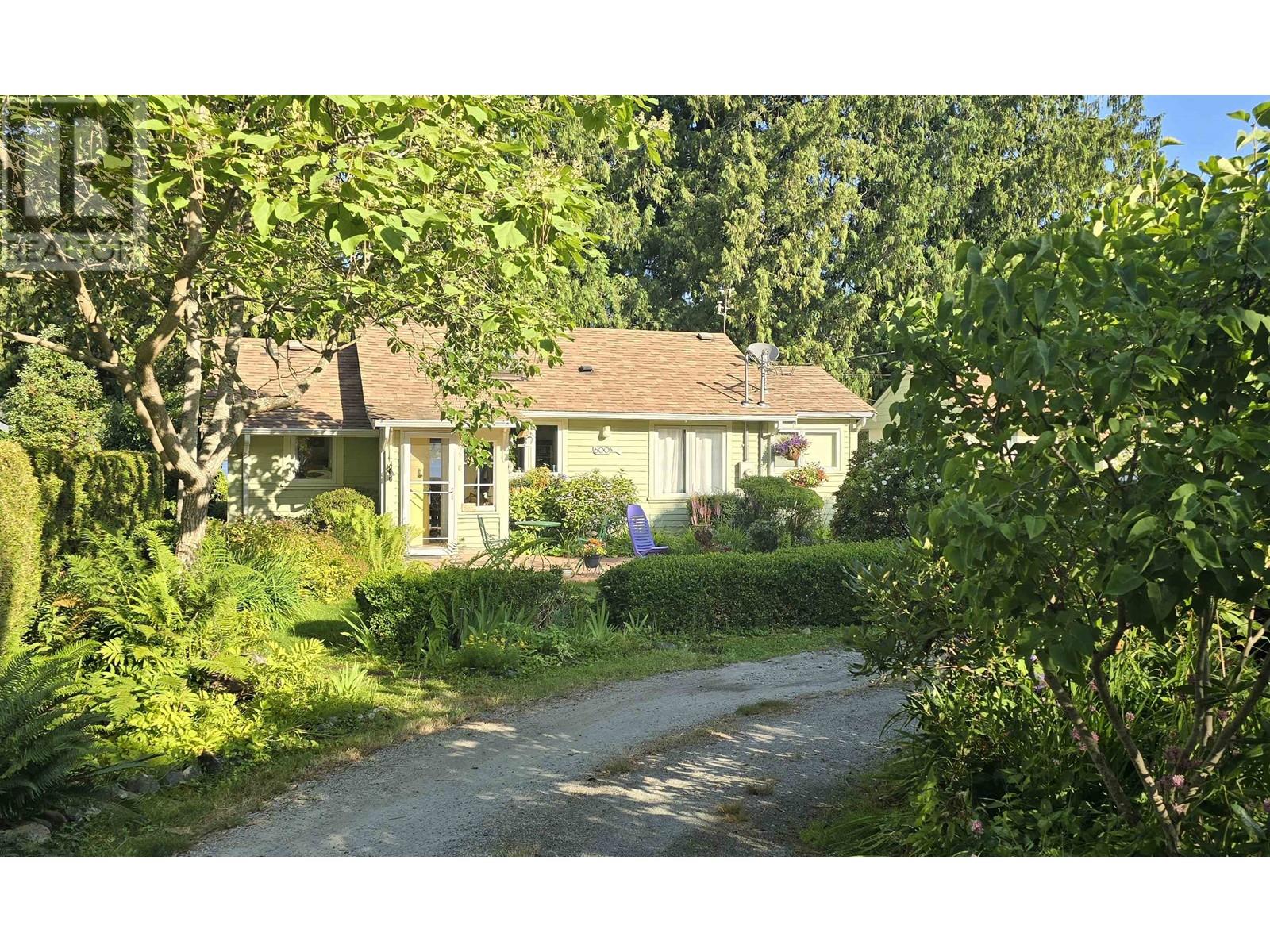 Property at 6005 SECHELT INLET ROAD image 4