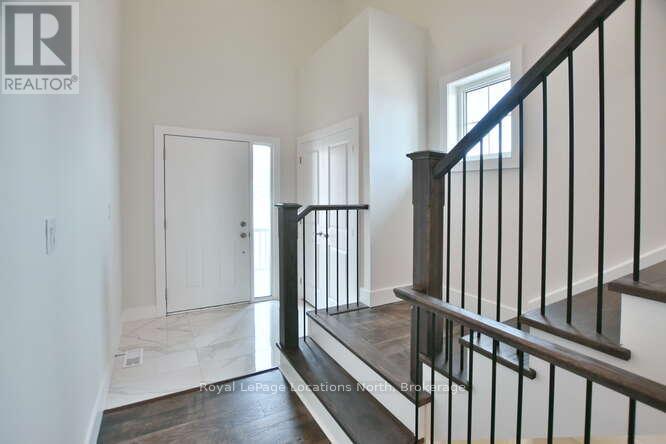 163 Courtland Street, Blue Mountains, Ontario  L9Y 5L7 - Photo 15 - X12082278