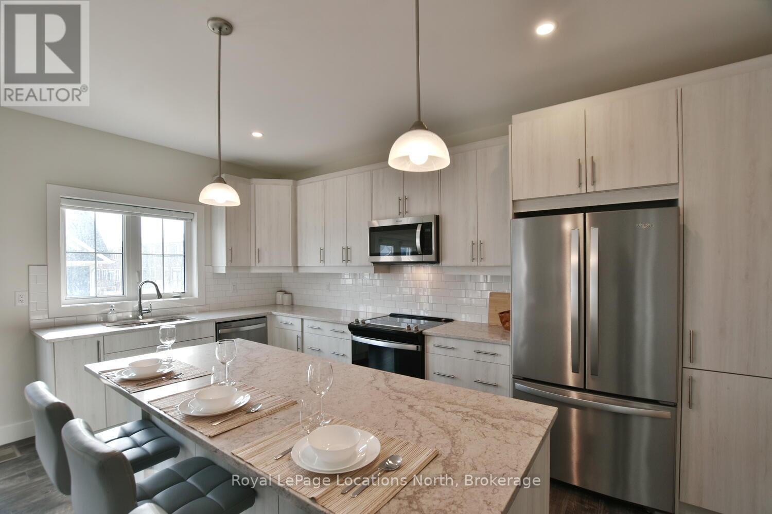 163 Courtland Street, Blue Mountains, Ontario  L9Y 5L7 - Photo 21 - X12082278