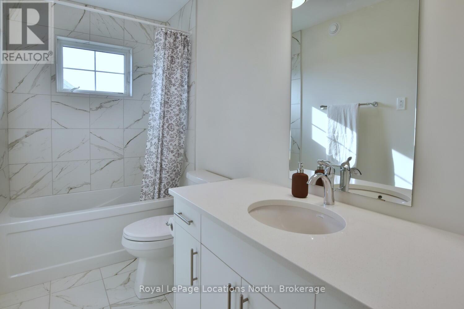 163 Courtland Street, Blue Mountains, Ontario  L9Y 5L7 - Photo 34 - X12082278