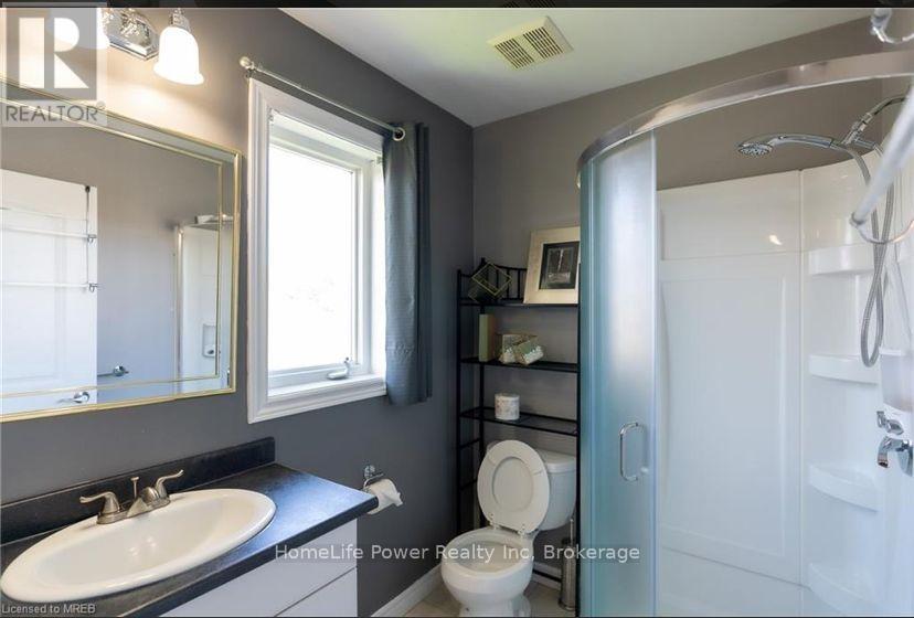8 Bianca Drive, Niagara-On-The-Lake, Ontario  L0S 1J0 - Photo 17 - X12082329