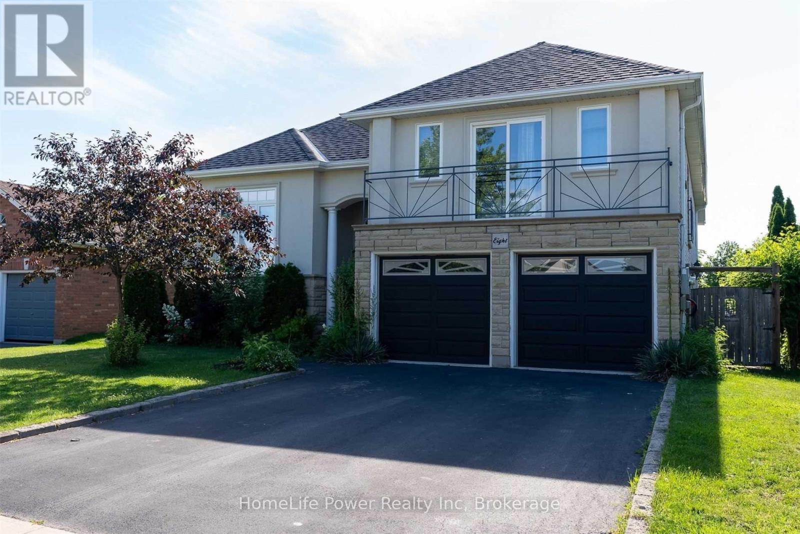 8 Bianca Drive, Niagara-On-The-Lake, Ontario  L0S 1J0 - Photo 2 - X12082329