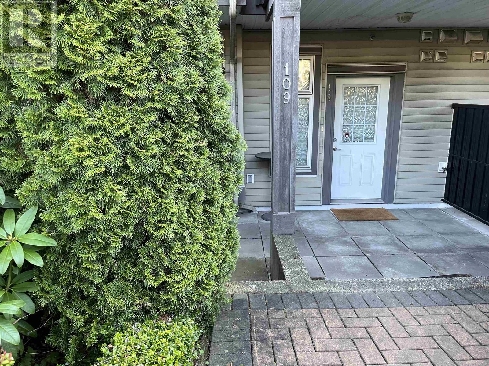 109 7333 16th Avenue, Burnaby, British Columbia  V3N 0A8 - Photo 16 - R2989202