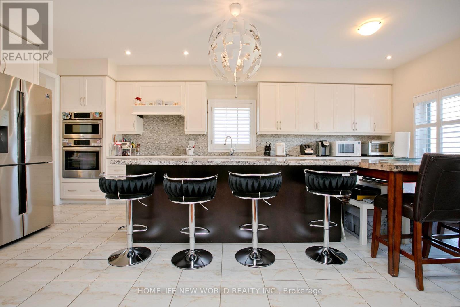1188 Gilford Road, Innisfil (Gilford), Ontario  L0L 1R0 - Photo 5 - N12082284
