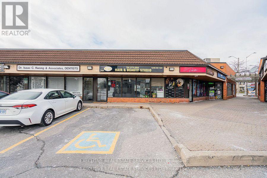 3 - 592 RATHBURN ROAD W, Mississauga, Ontario