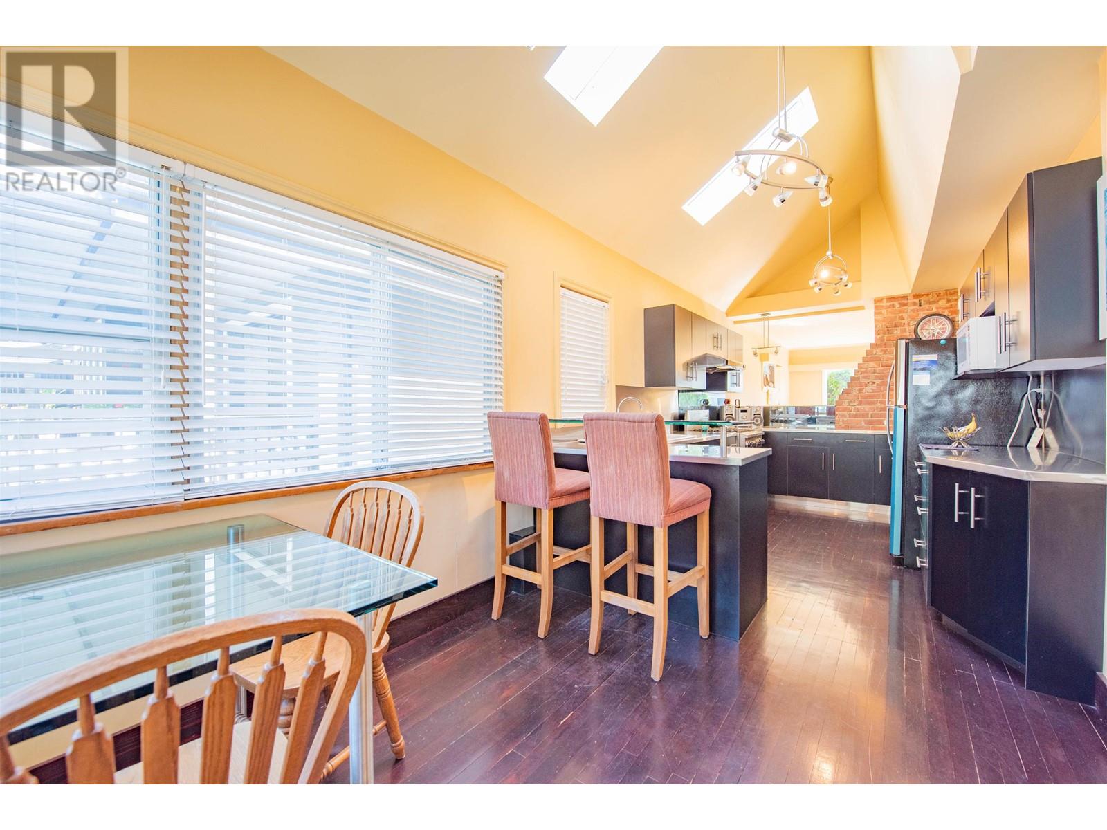 2653 Charles Street, Vancouver, British Columbia  V5K 3A4 - Photo 12 - R2990123