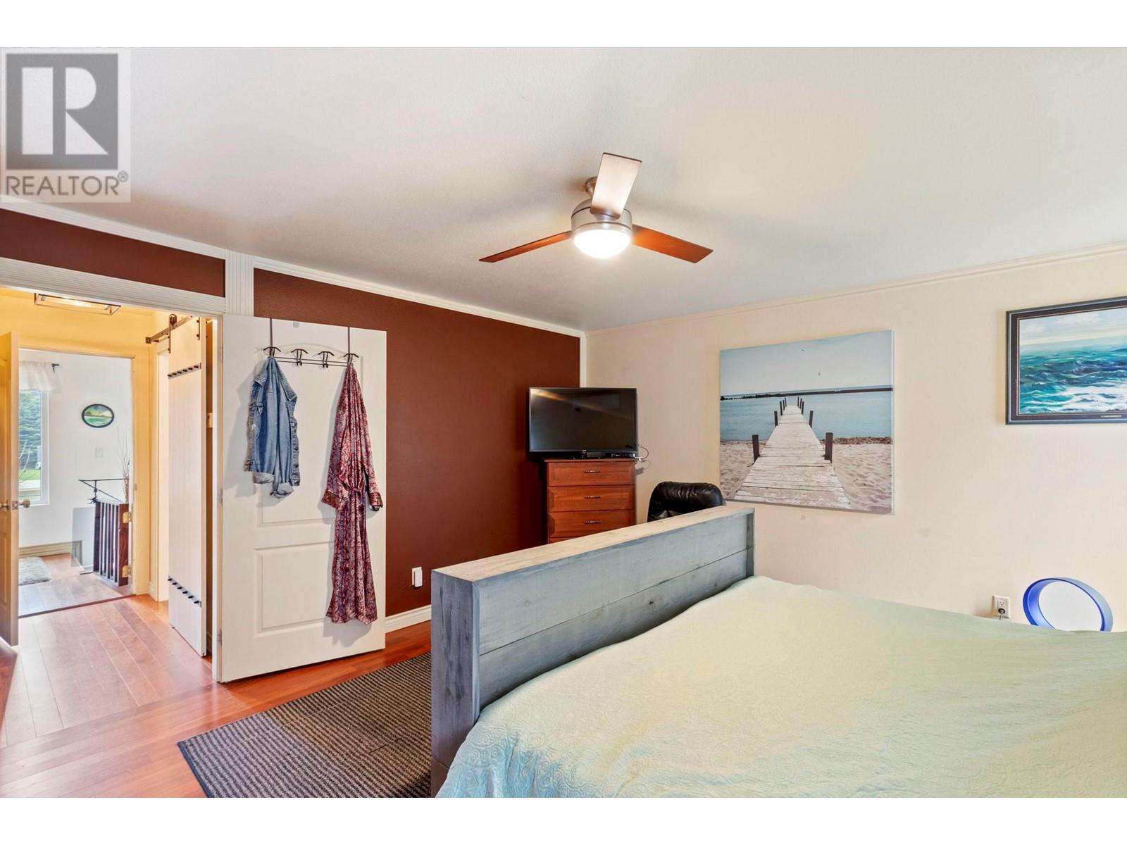 5810 50 Street Ne, Salmon Arm, British Columbia  V0E 1K0 - Photo 14 - 10343405