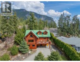3667 Braelyn Road, tappen, British Columbia