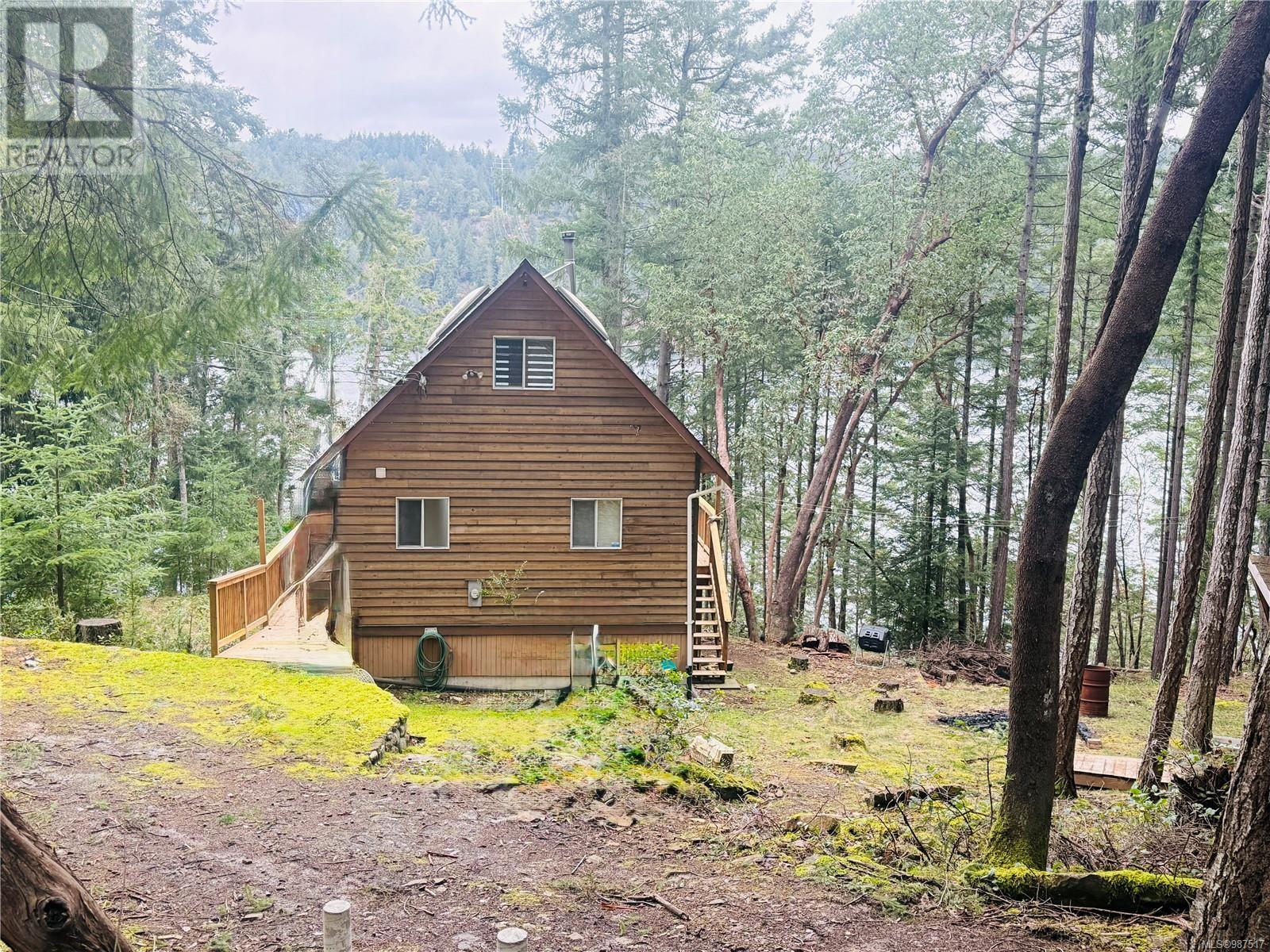 Property at 288 Coho Blvd image 2