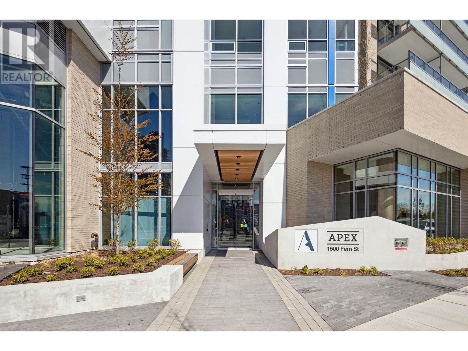805 1500 Fern Street, North Vancouver, British Columbia  V7J 0E6 - Photo 3 - R2990156