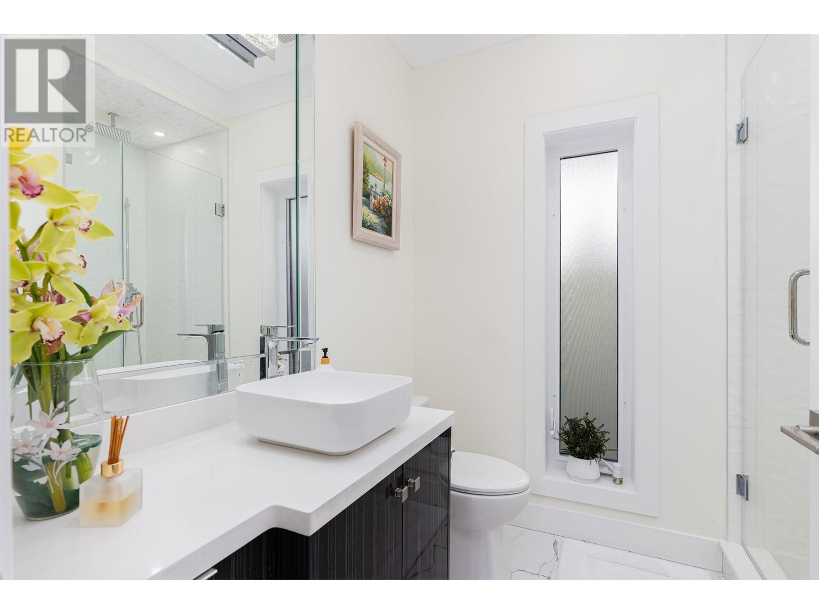 1265 E 26th Avenue, Vancouver, British Columbia  V5V 2J9 - Photo 10 - R2990182