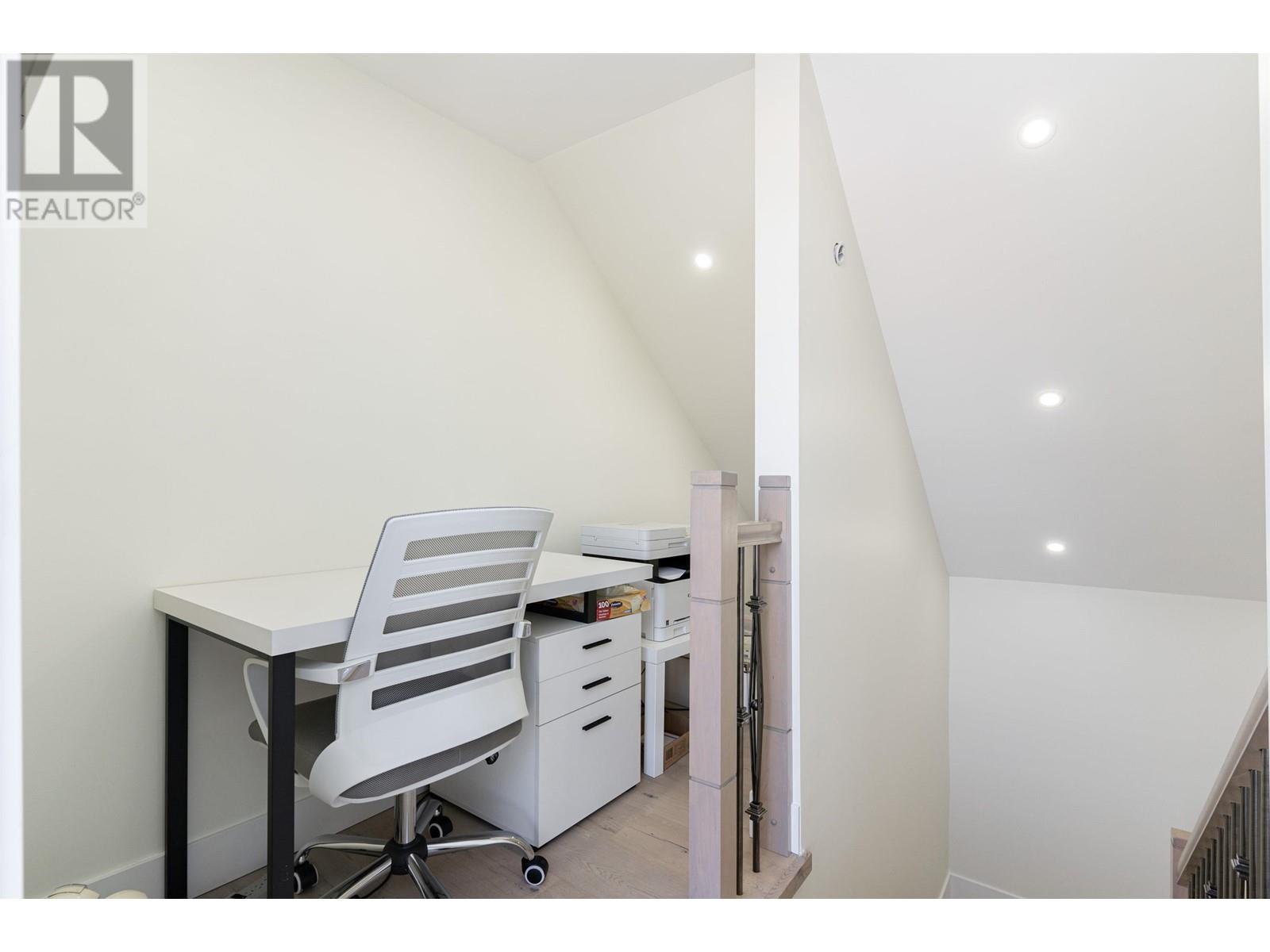1265 E 26th Avenue, Vancouver, British Columbia  V5V 2J9 - Photo 18 - R2990182