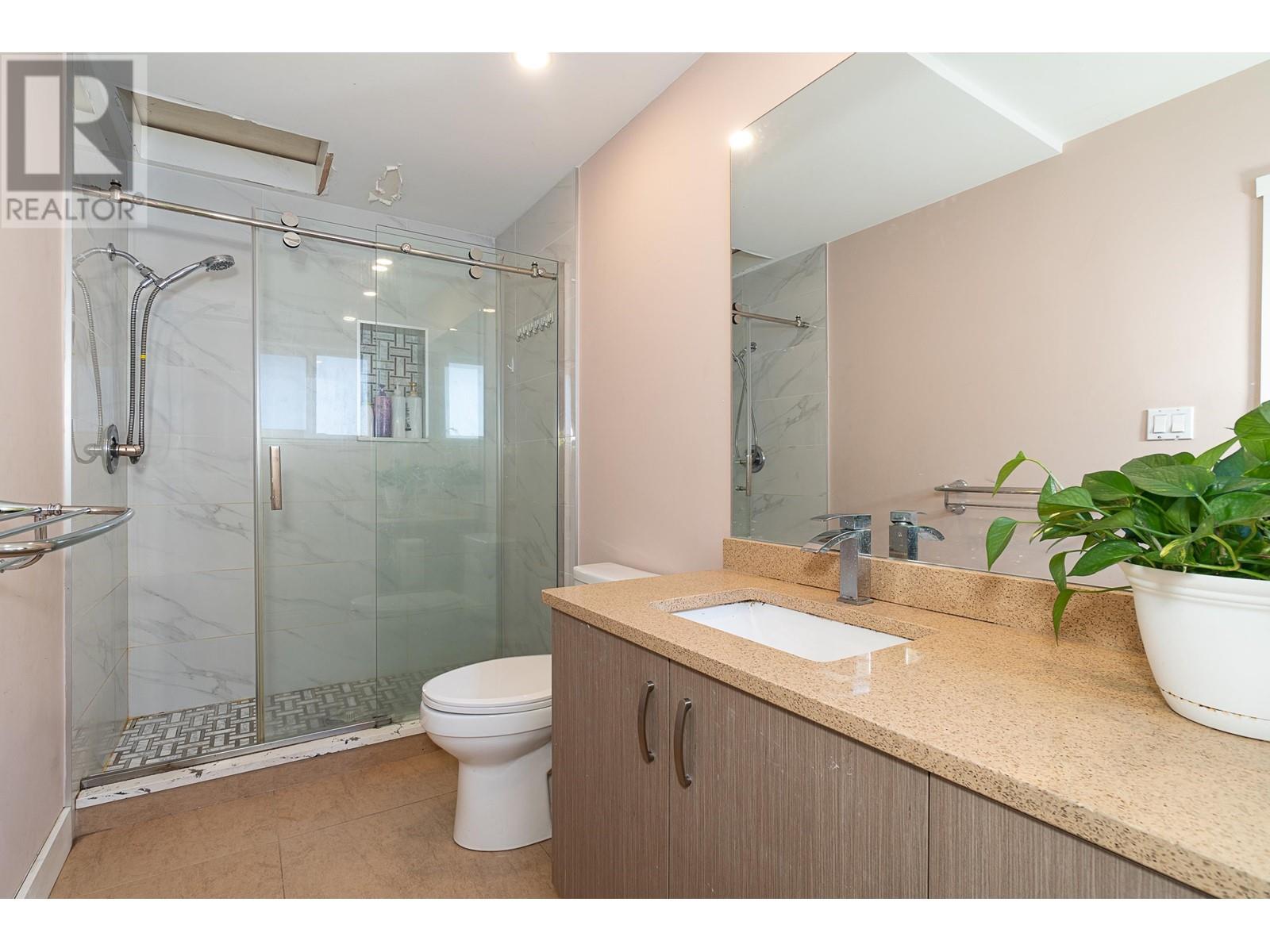 578 W 59th Avenue, Vancouver, British Columbia  V6P 1X5 - Photo 16 - R2990141
