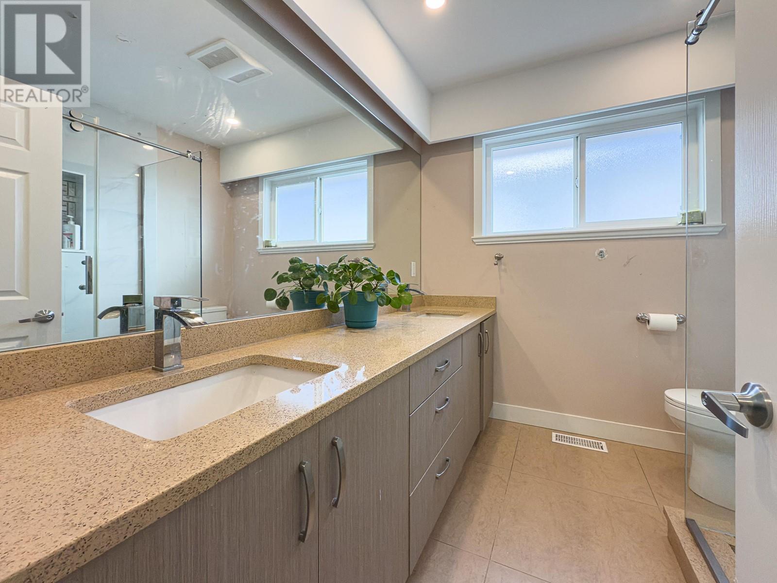 578 W 59th Avenue, Vancouver, British Columbia  V6P 1X5 - Photo 18 - R2990141