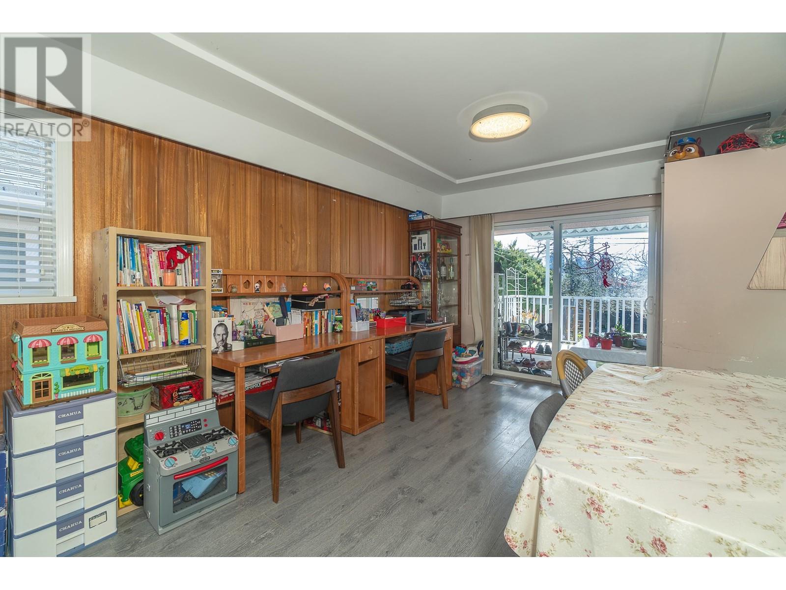 578 W 59th Avenue, Vancouver, British Columbia  V6P 1X5 - Photo 8 - R2990141