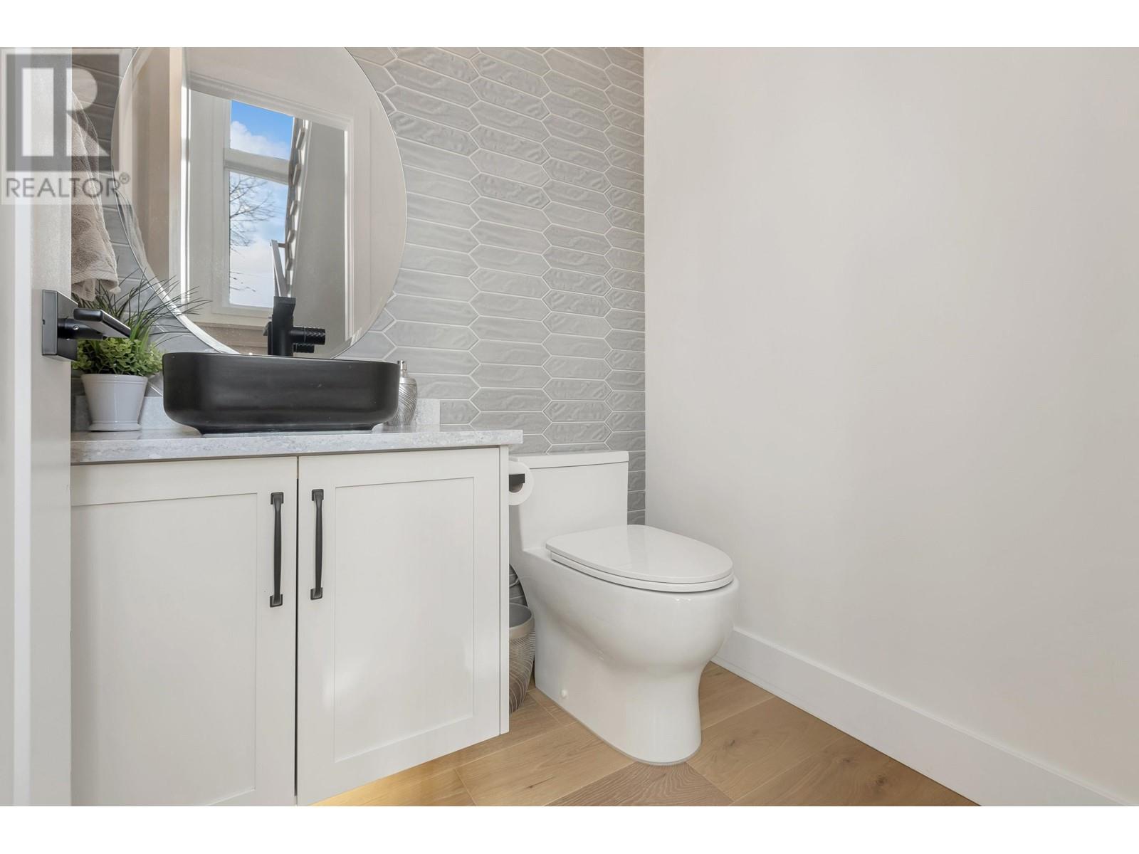 6636 Linden Avenue, Burnaby, British Columbia  V5H 3G4 - Photo 15 - R2990147