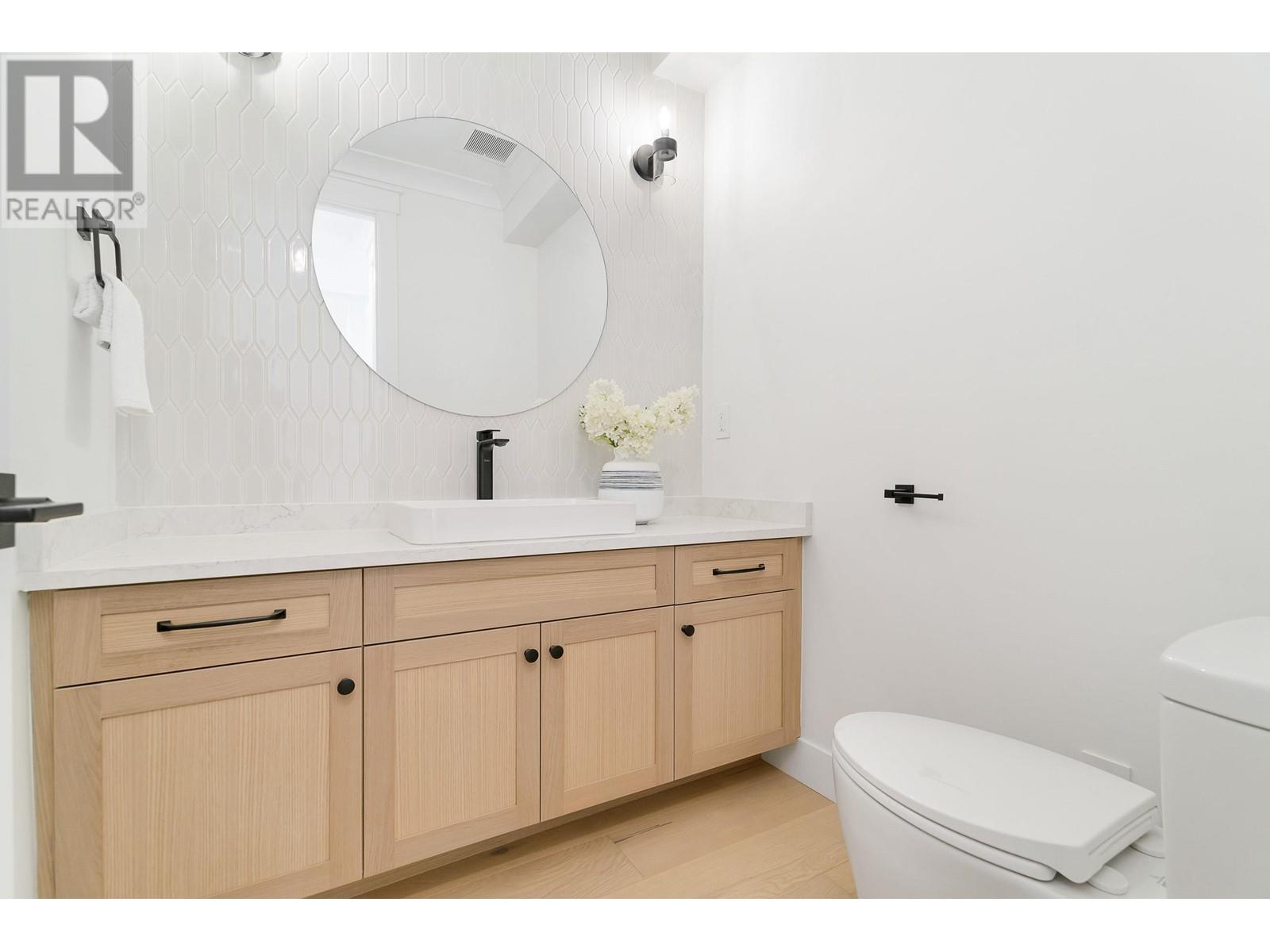 3031 Fromme Road, North Vancouver, British Columbia  V7K 2C8 - Photo 12 - R2990168