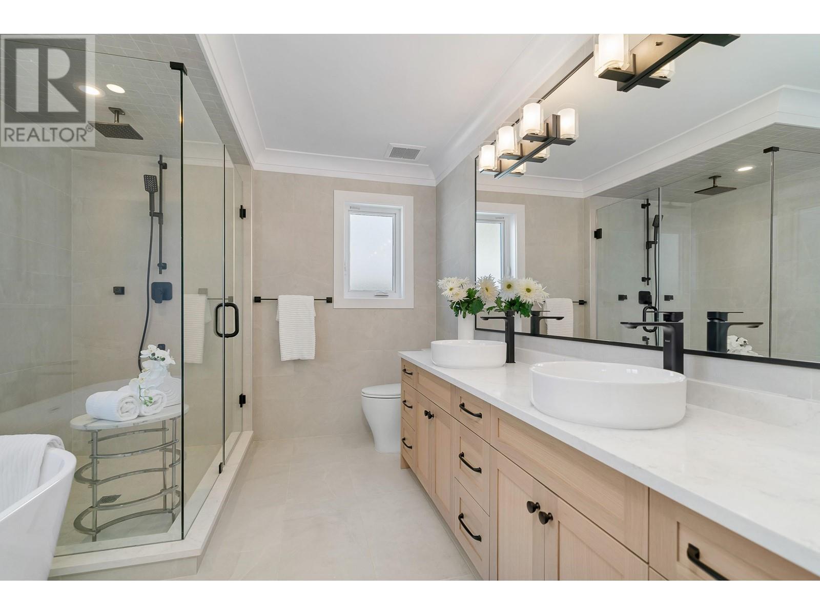 3031 Fromme Road, North Vancouver, British Columbia  V7K 2C8 - Photo 14 - R2990168