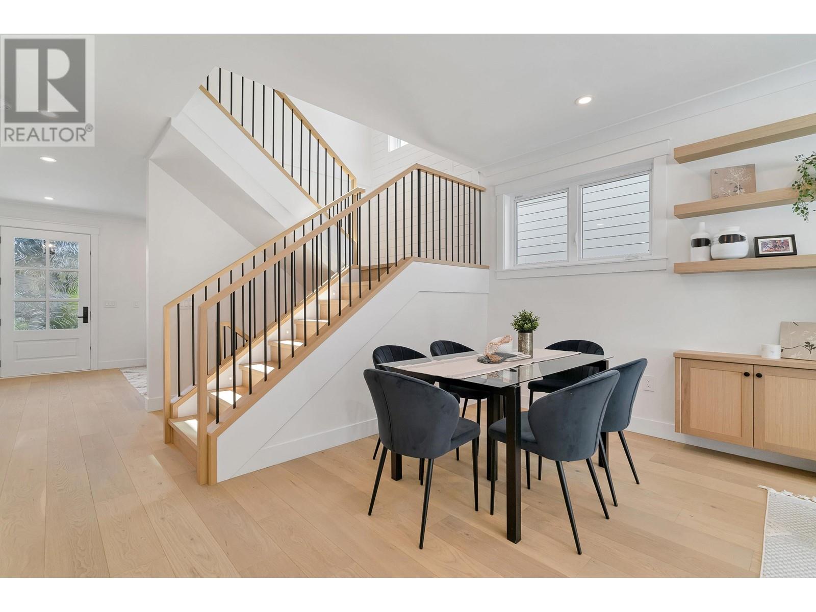 3031 Fromme Road, North Vancouver, British Columbia  V7K 2C8 - Photo 9 - R2990168