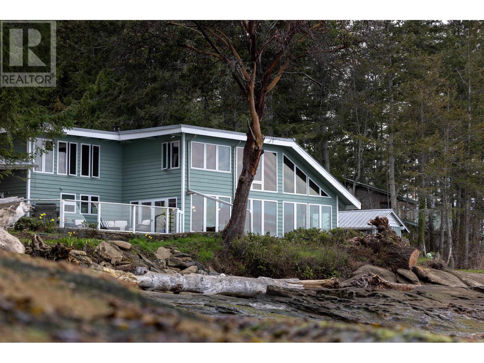 281 BELLHOUSE ROAD, Galiano Island, British Columbia