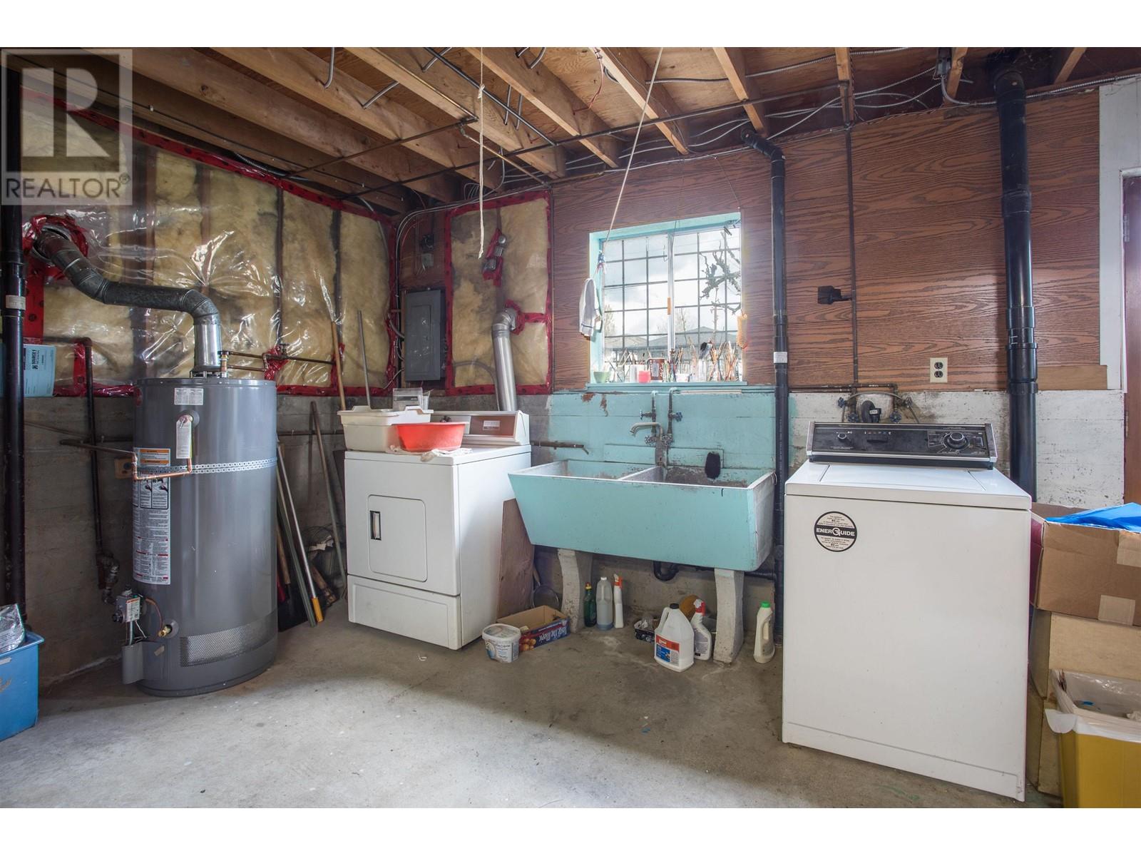 3324 Winlaw Place, Vancouver, British Columbia  V5M 3G4 - Photo 9 - R2990187