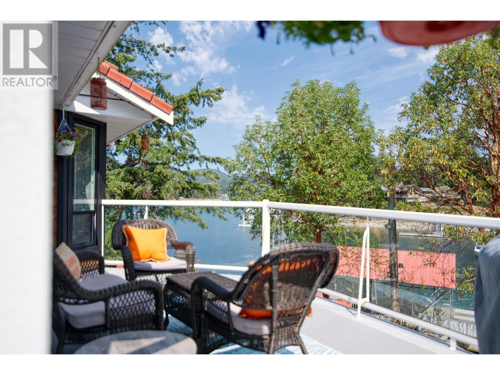12848 Gilden Road, Madeira Park, British Columbia  V0N 2H1 - Photo 20 - R2990192
