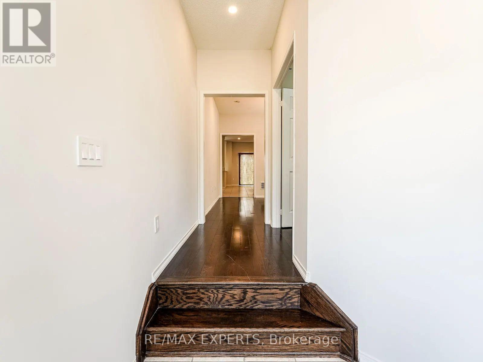 Property at 71 TURNERBURY AVENUE image 5