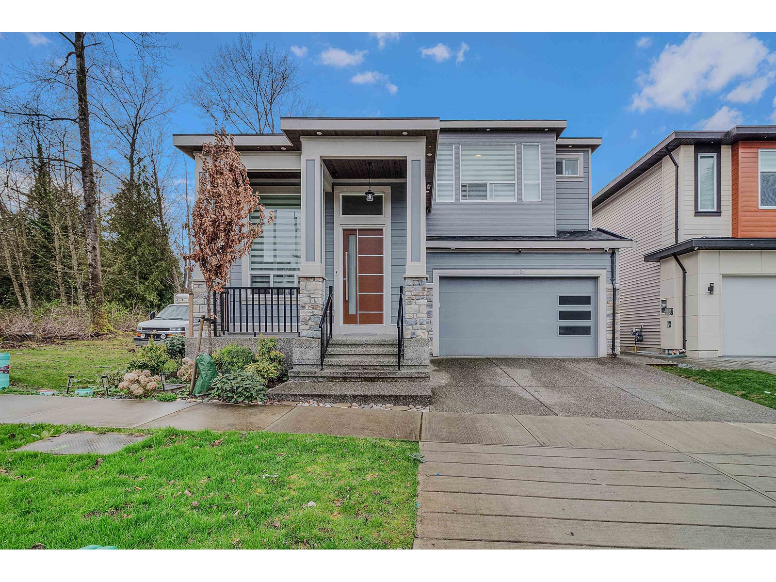 Property at 5901 141 STREET image 1