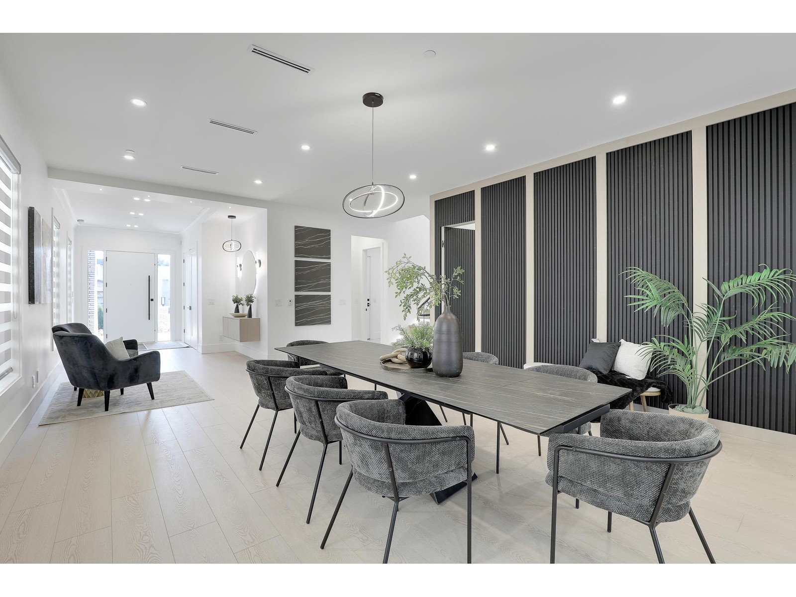 Property at 15565 OXENHAM AVENUE image 5