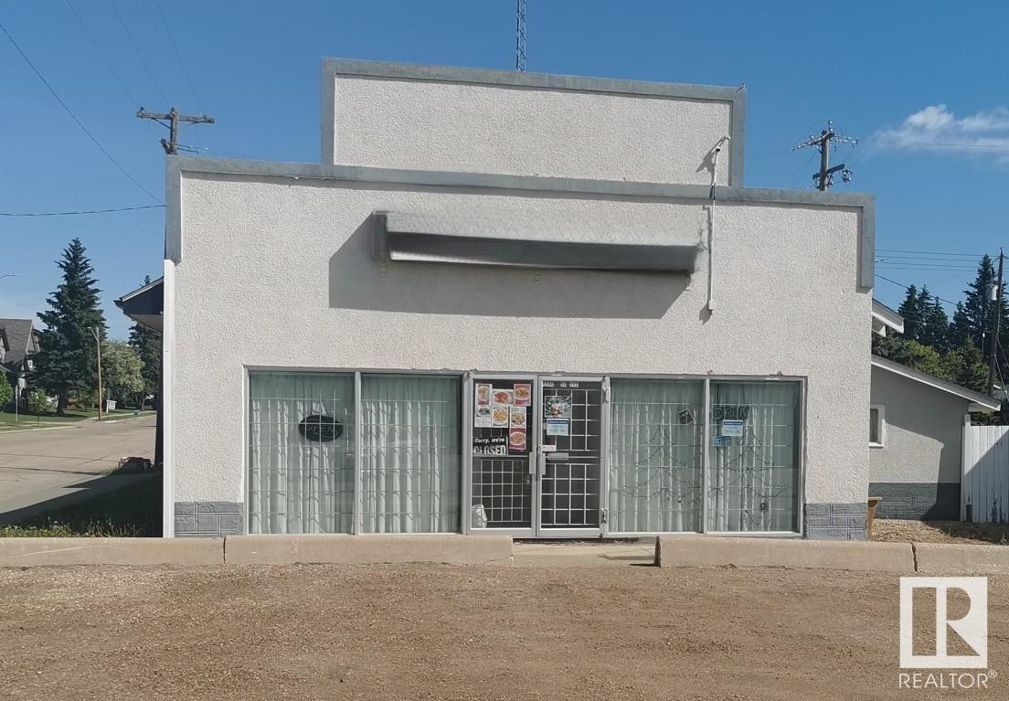 4940 50 AV, Legal, Alberta
